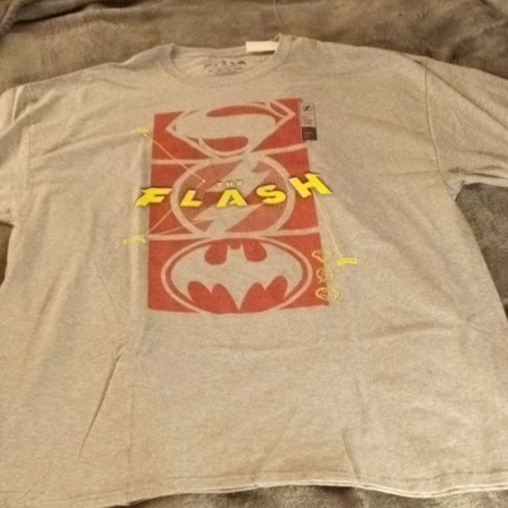 FLASH MENS SIZE 2-XL T-SHIRT NEW
